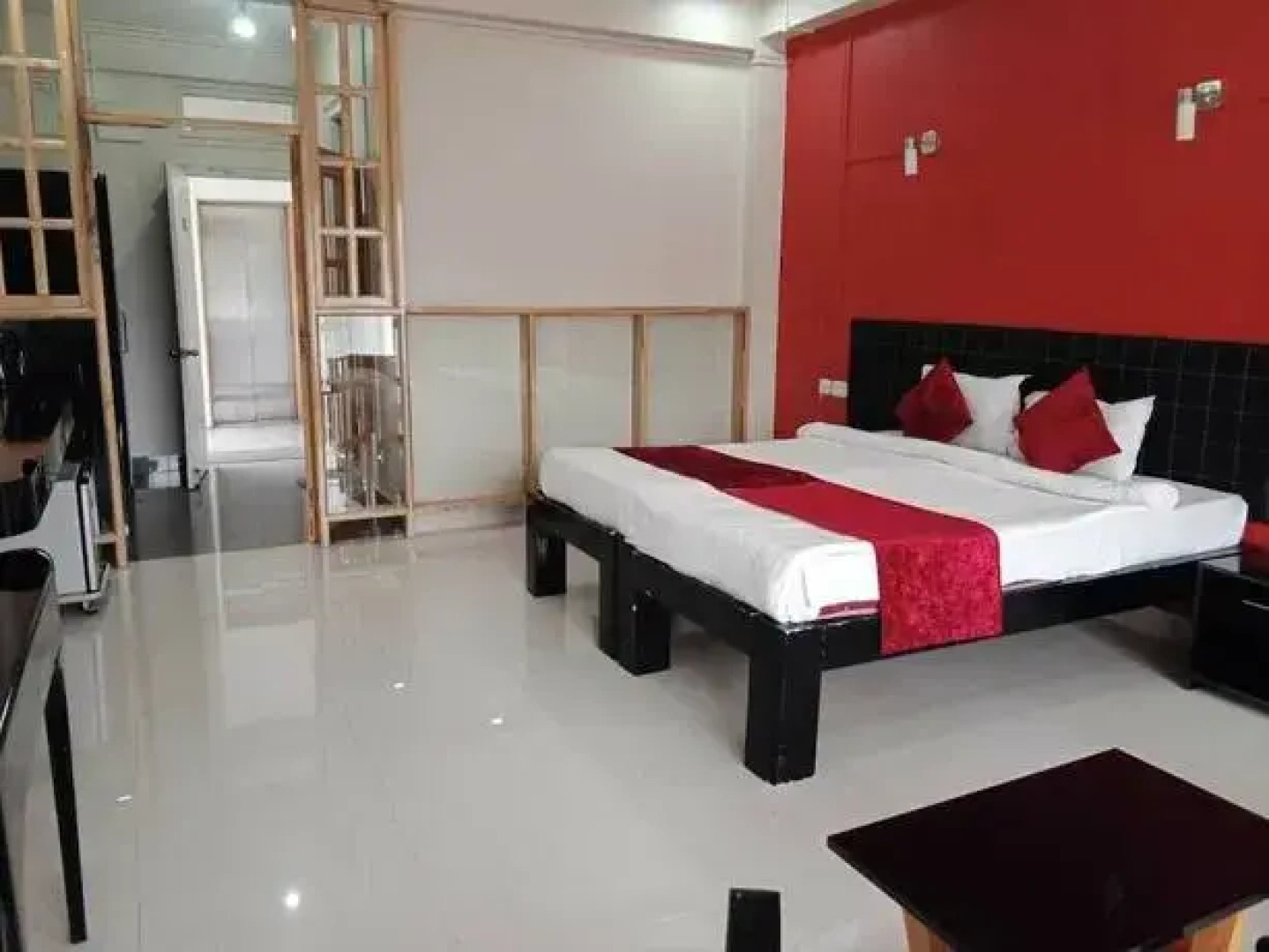 La Nicholas Dei Da Kine Resort