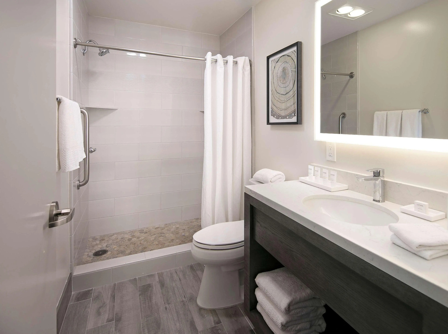 Seacliff Inn Aptos, Tapestry Collection by Hilton