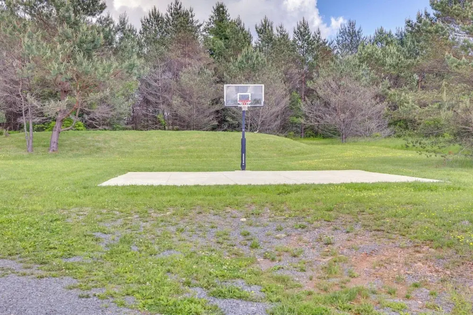 Game Room + Fire Pit: Poconos Family Getaway