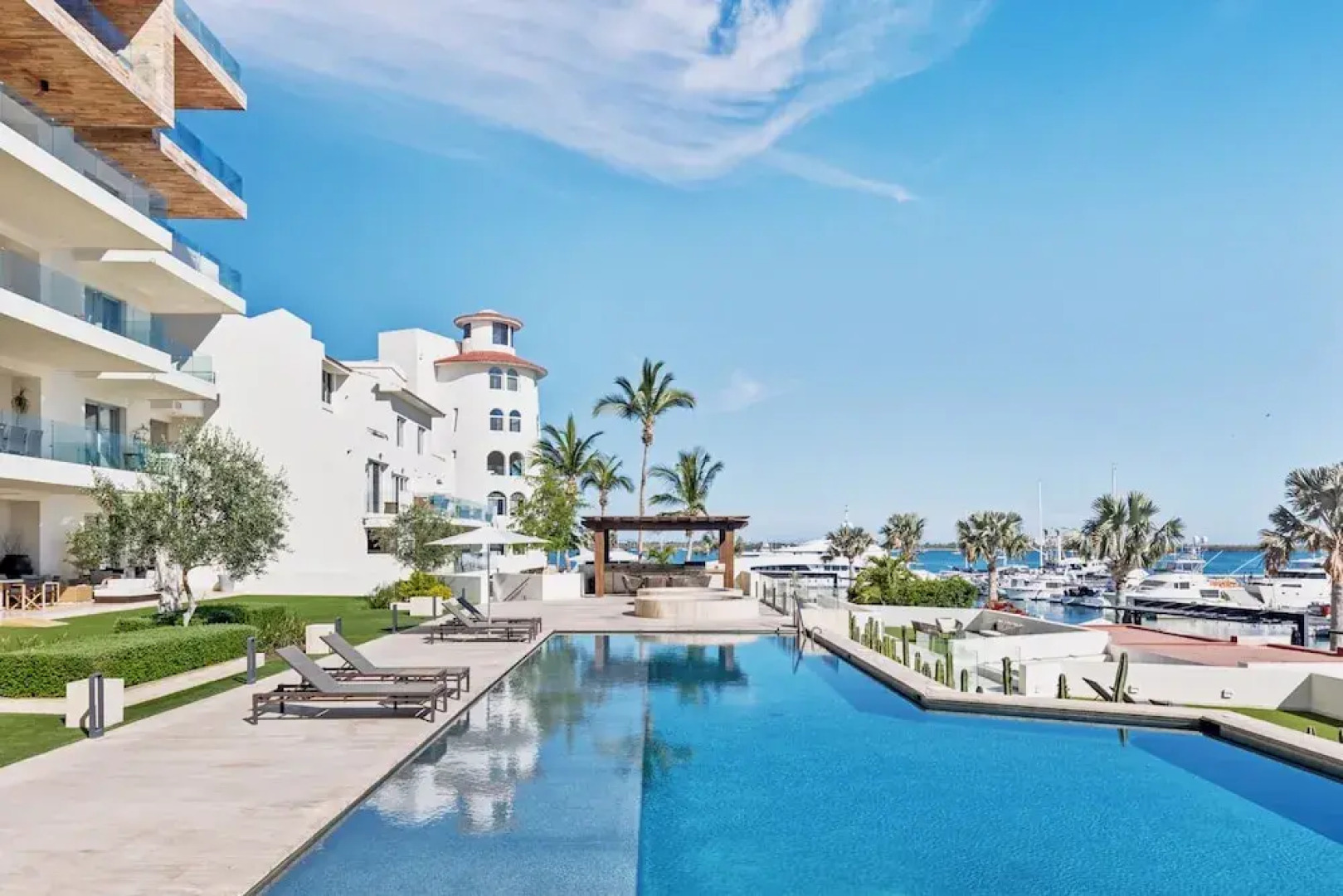 Live Aqua Private Residences La Paz