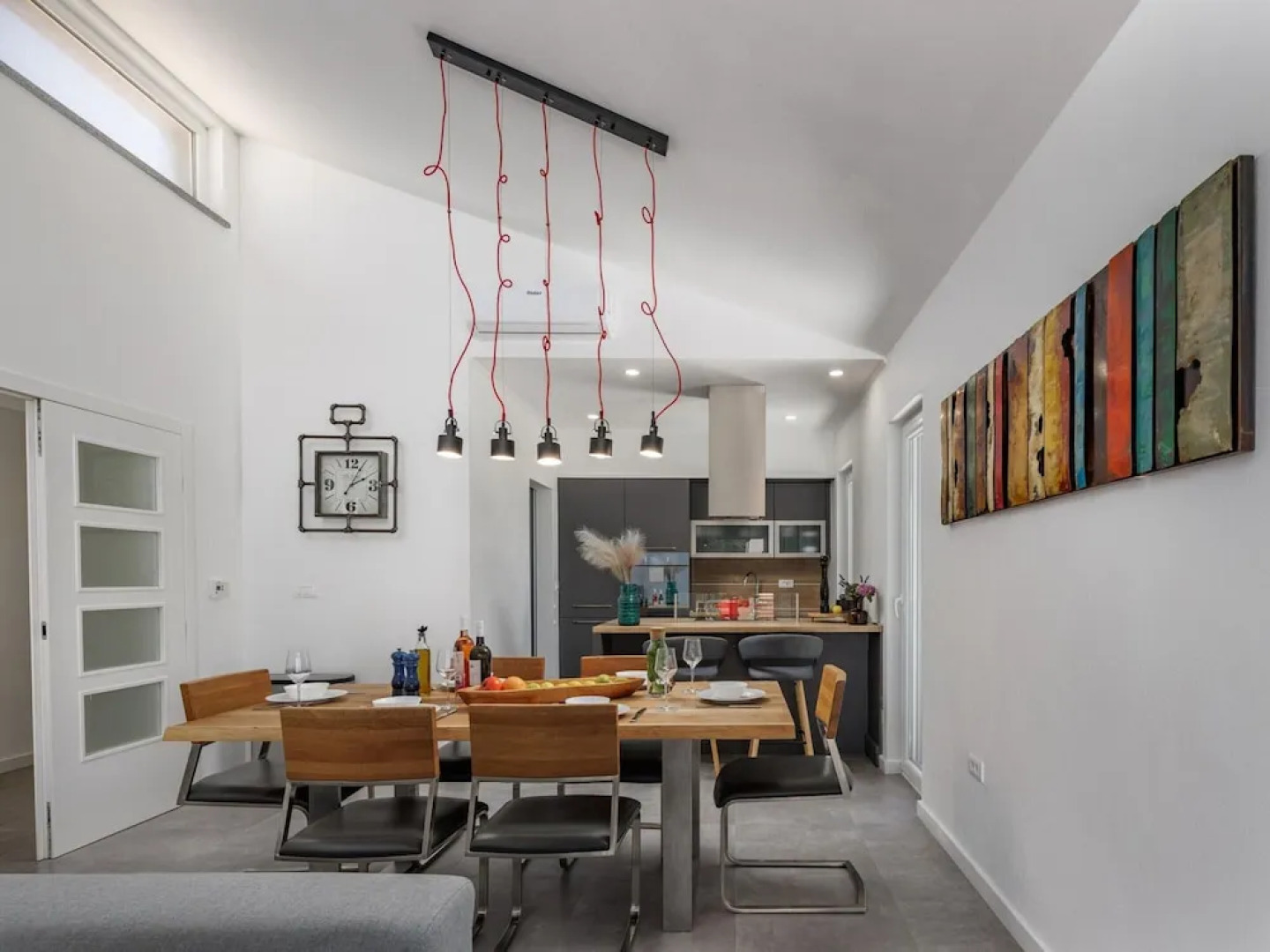 Modern Countryside Villa Near the Sea, Private Swimming Pool, Lovely Guesthouse