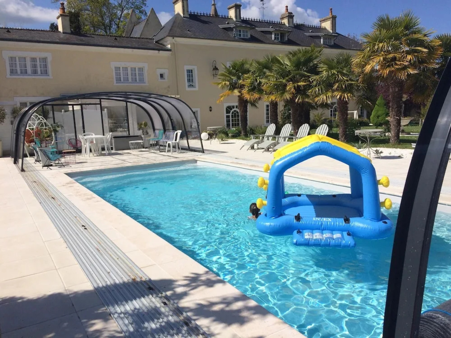 House With 2 Bedrooms in Bayeux, With Shared Pool, Enclosed Garden and Wifi