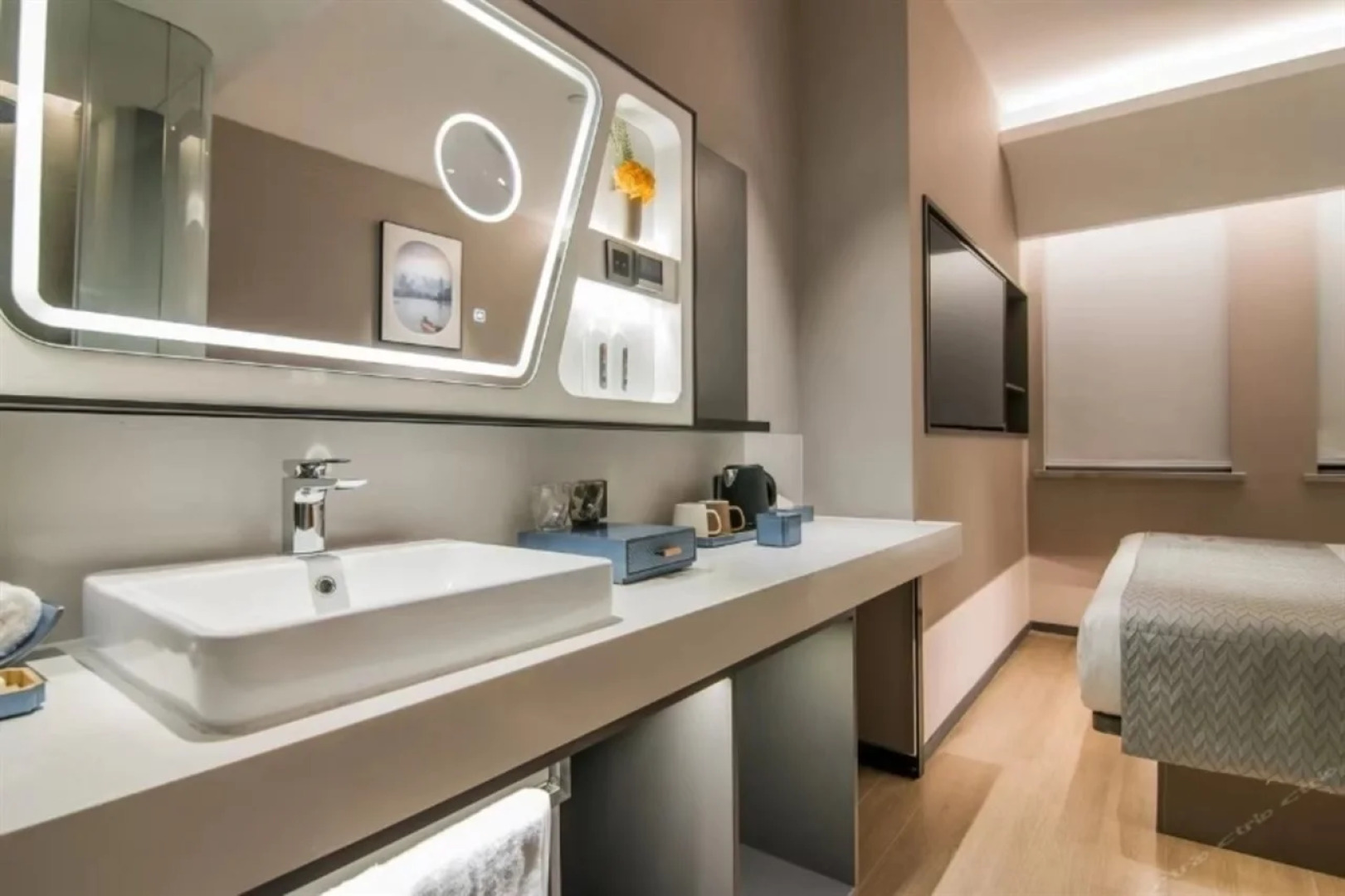 Sky Bird Hotel - Shanghai Hongqiao Airport