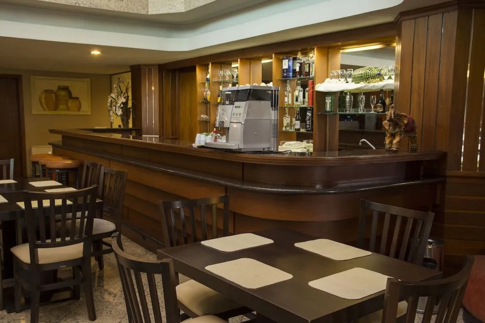 Lagoa Serena Flat Hotel