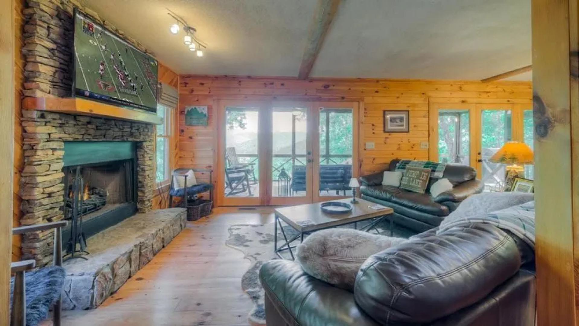 Blue Chase Lodge by Escape to Blue Ridge