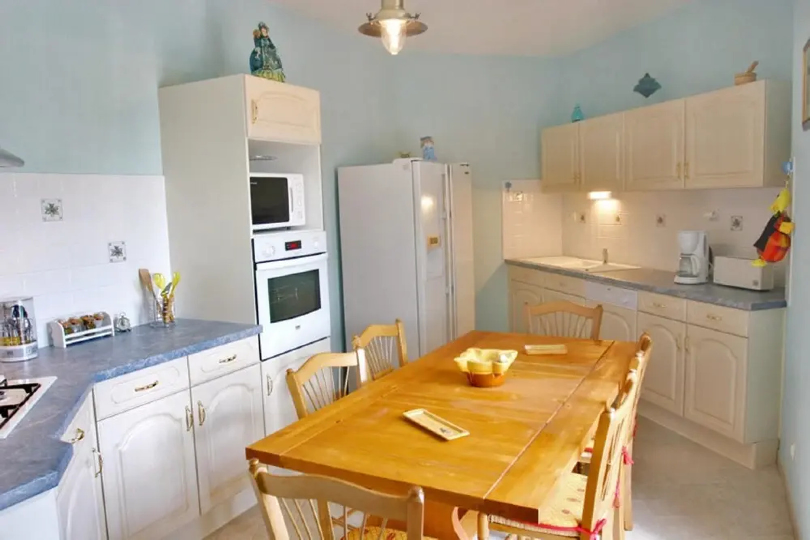 Villa With 4 Bedrooms in Grignan, With Wonderful Mountain View, Privat