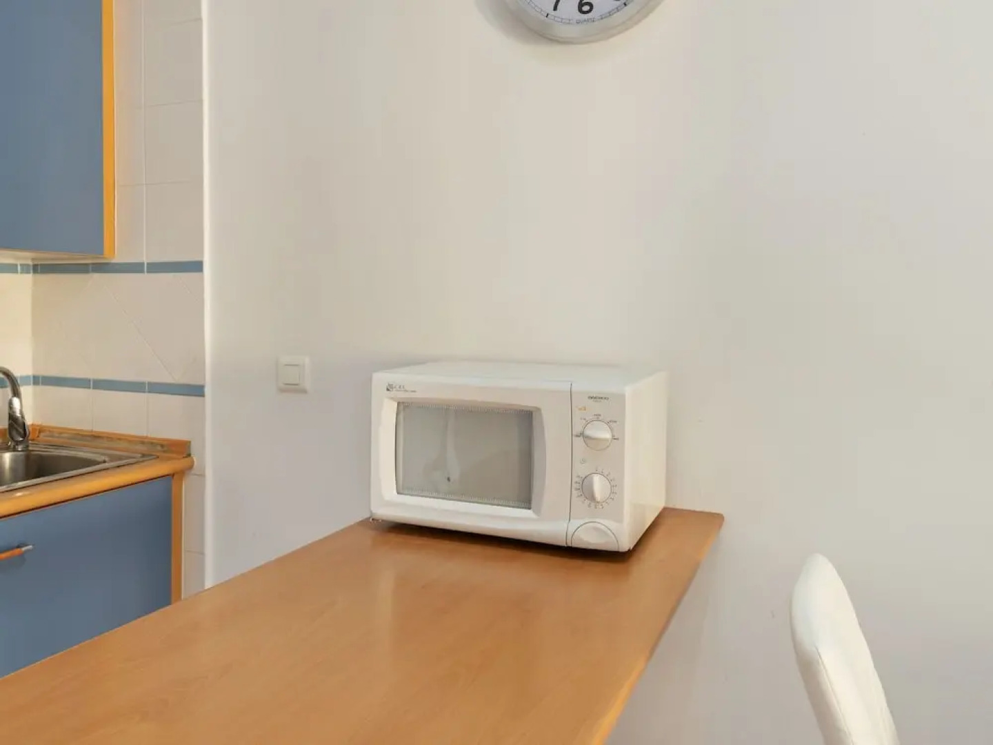 Sun-kissed Holiday Home in Islantilla With Swimming Pool