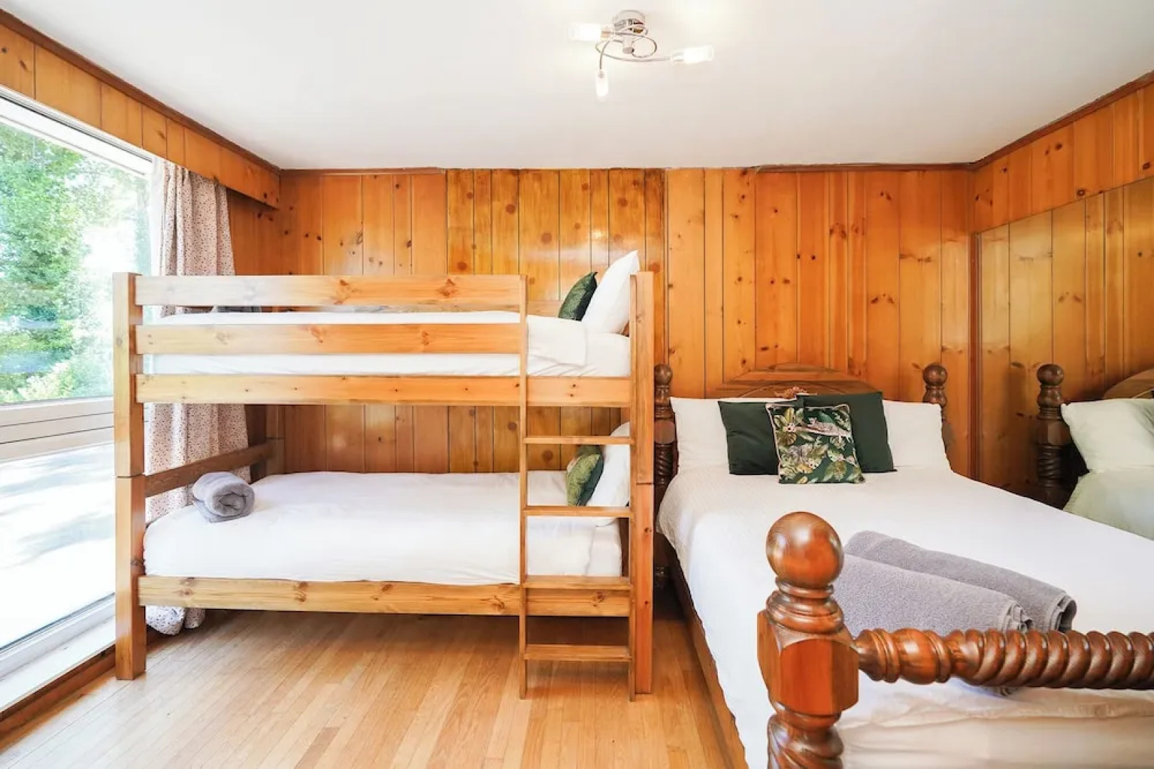 Rentmyspahome With Swimming Pool, Hottub and Sauna