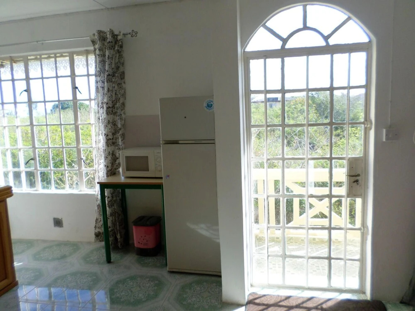 Apartment with 3 Bedrooms in Calodyne, with Enclosed Garden And Wifi - 300 M From the Beach