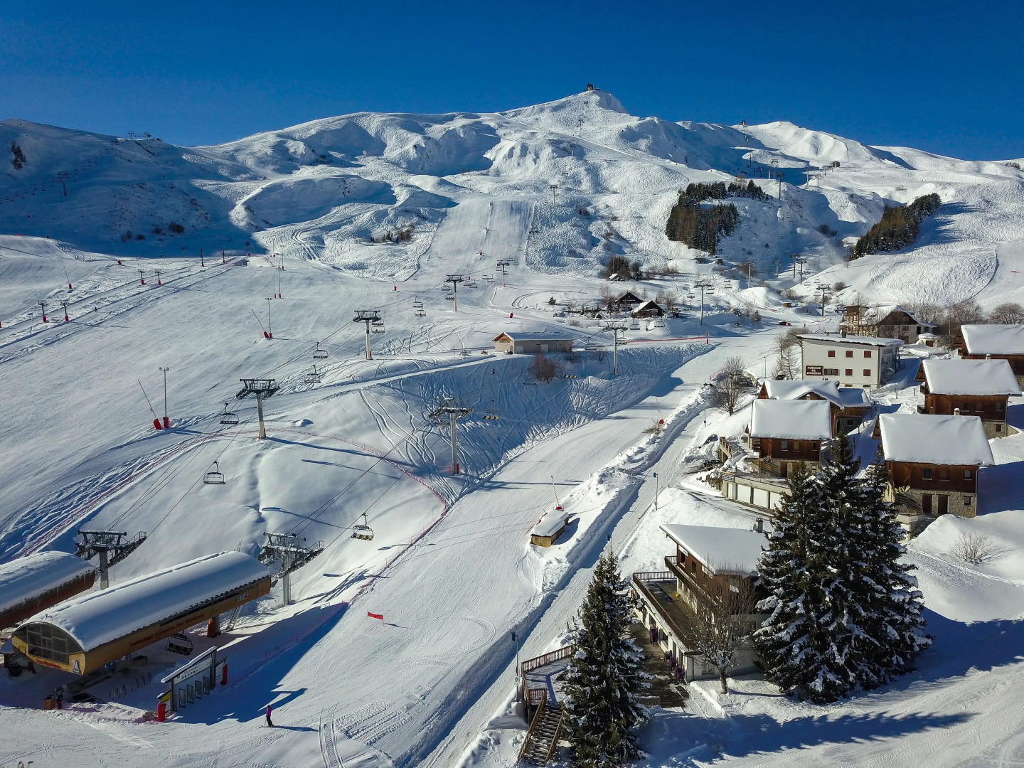 Hôtel Restaurant SPA Les Soldanelles