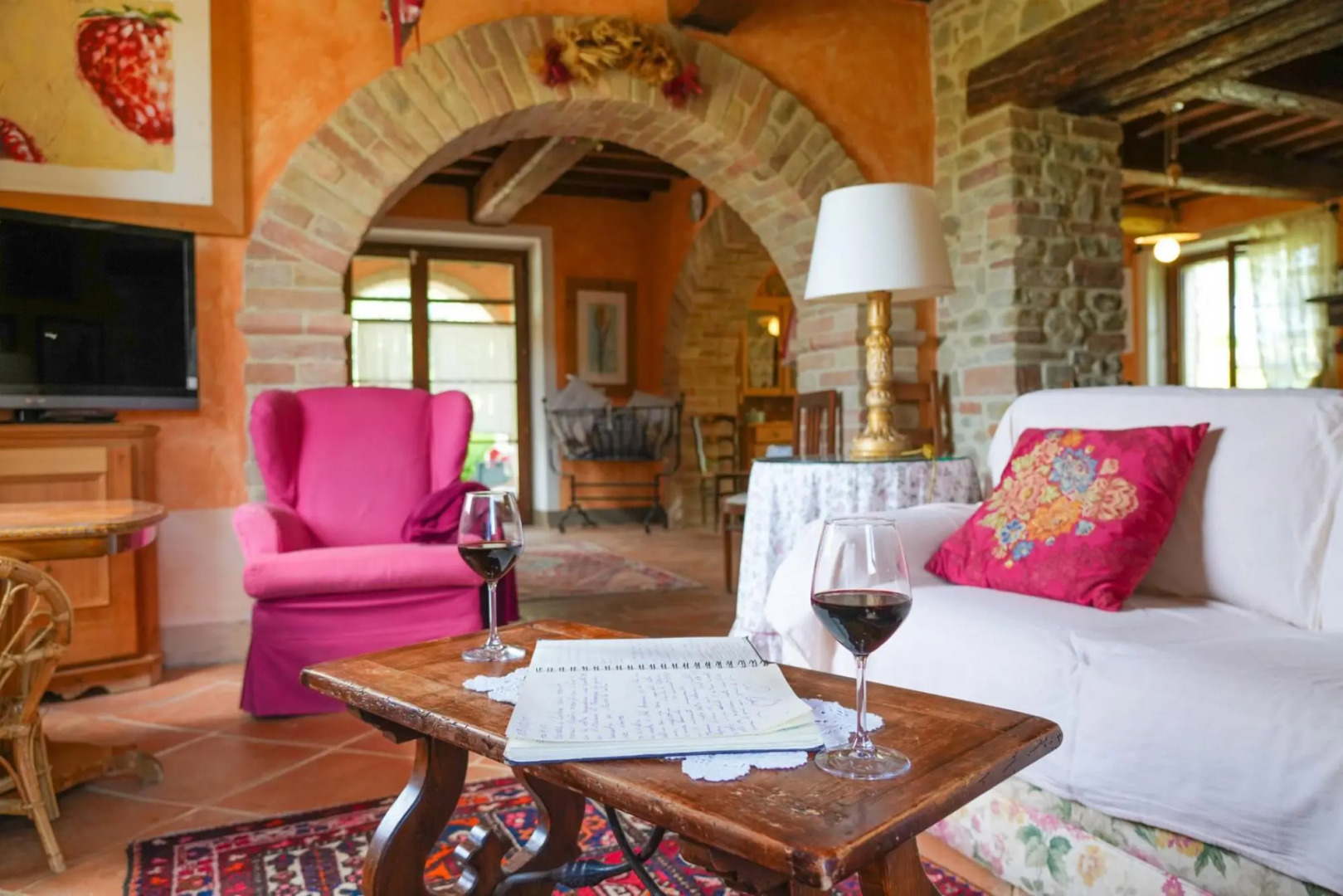 Villa for 10 Guests Private Pool Access to the Wellness Center of the Estate-rose