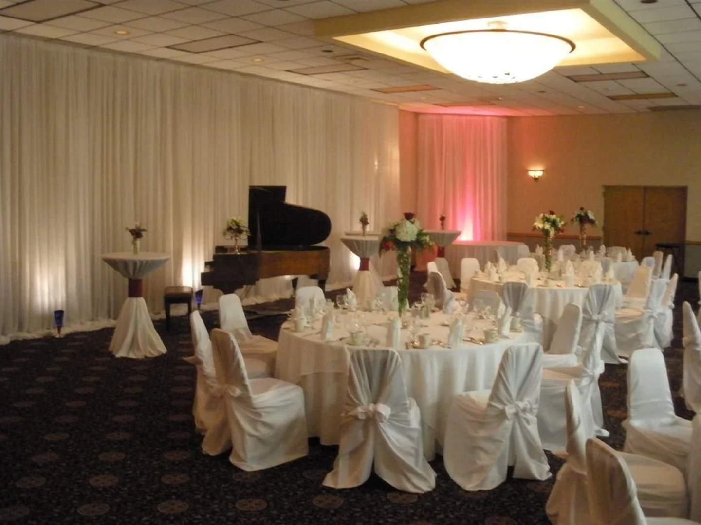 DoubleTree by Hilton Hotel Joplin