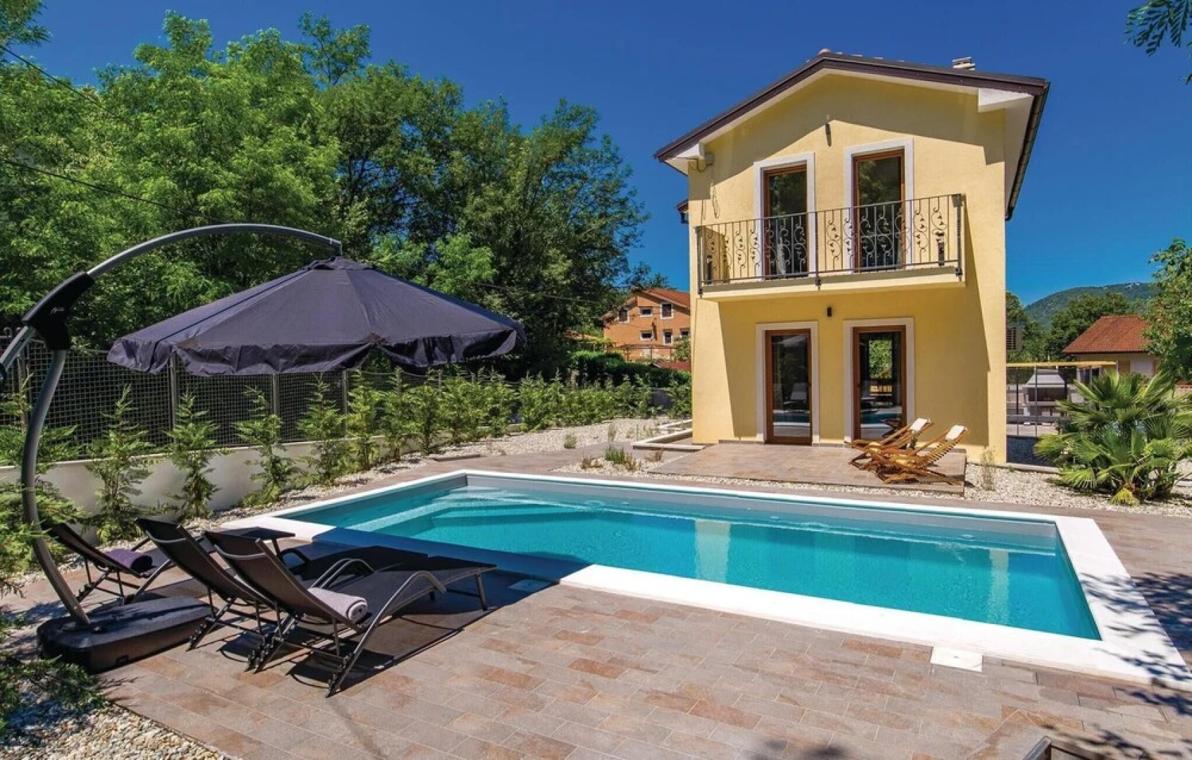 Nice Home in Zastenice With Wifi, 2 Bedrooms and Outdoor Swimming Pool