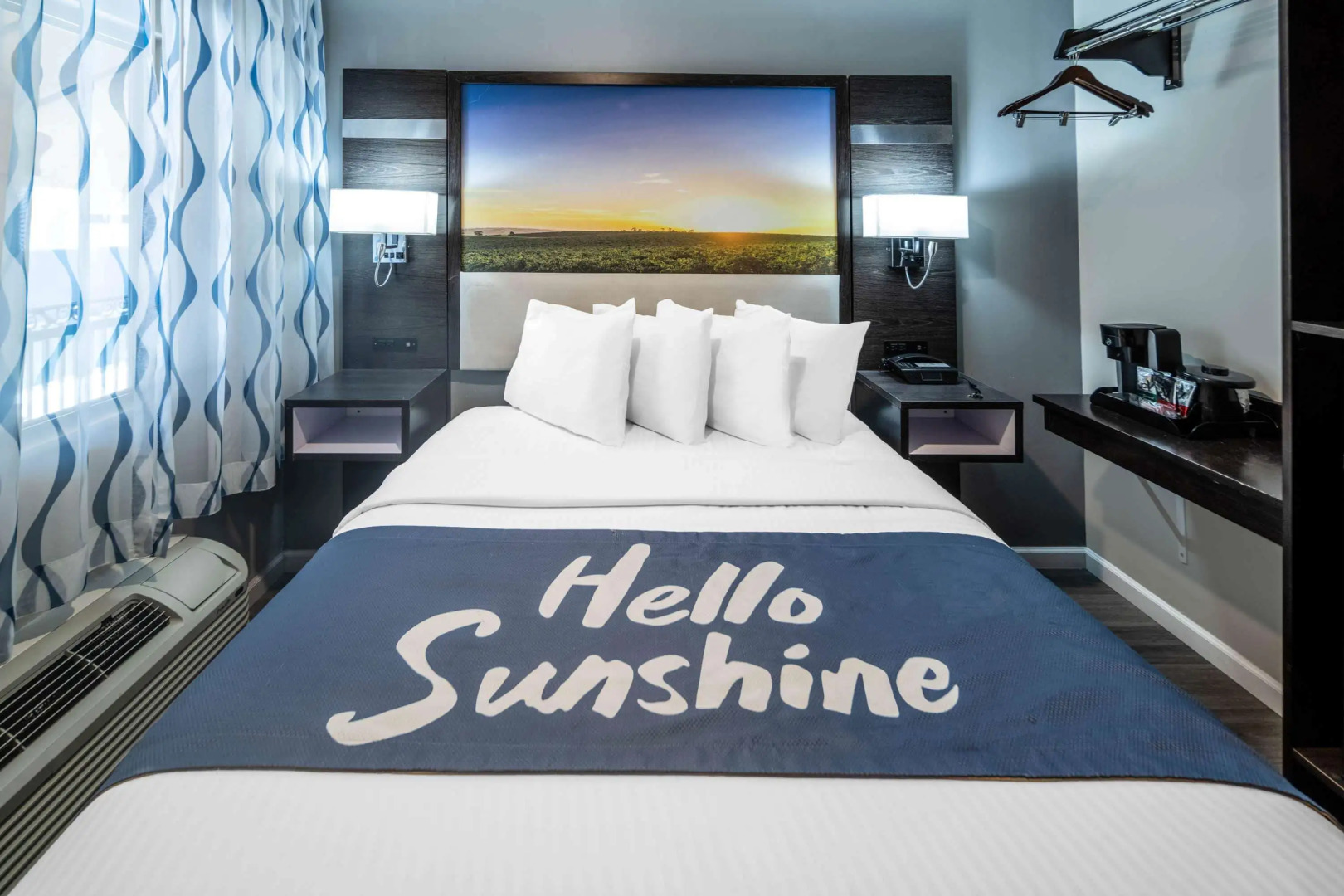 Days Inn by Wyndham Galt/Elk Grove South