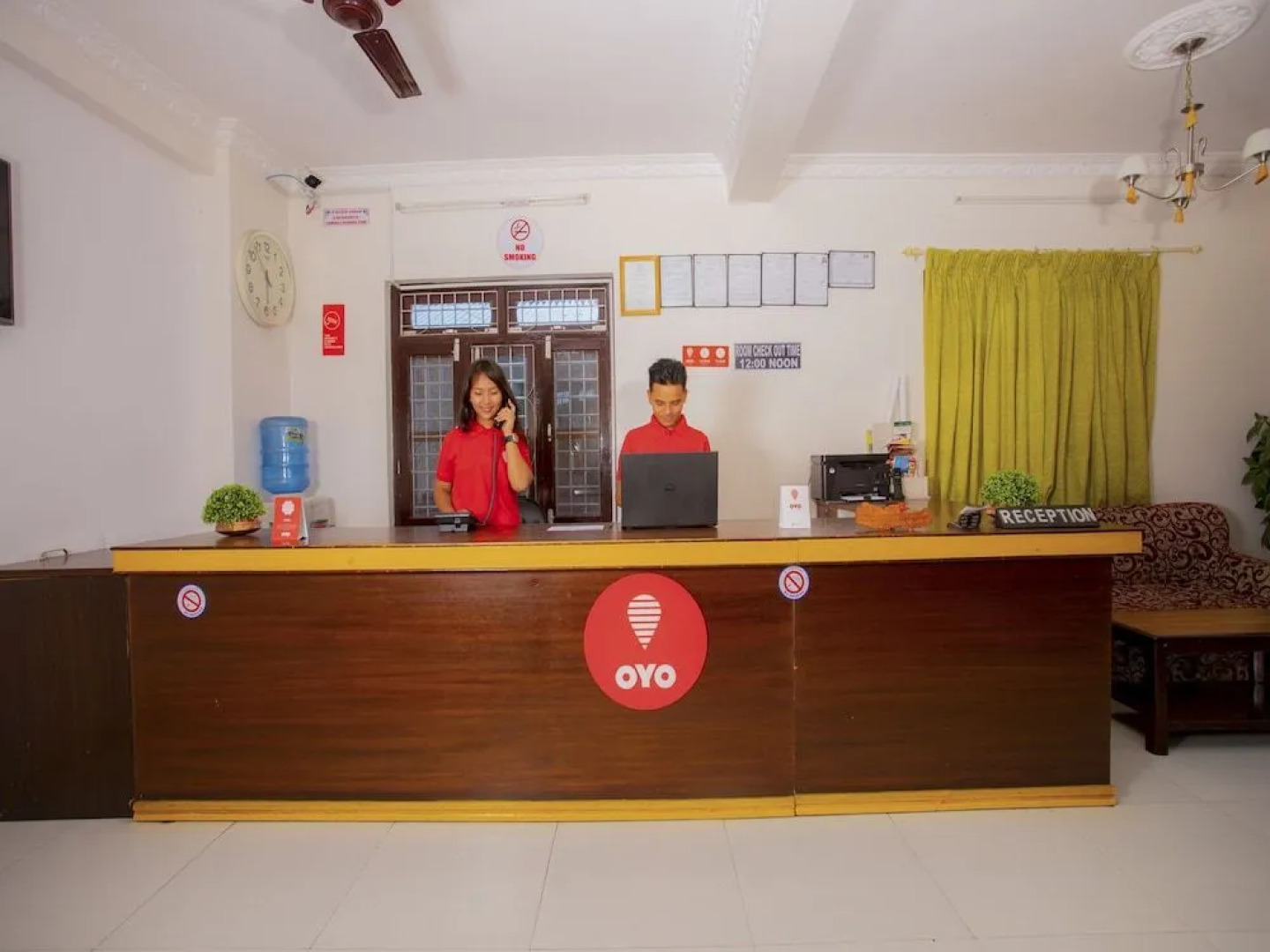 Hotel Centre Inn Lake