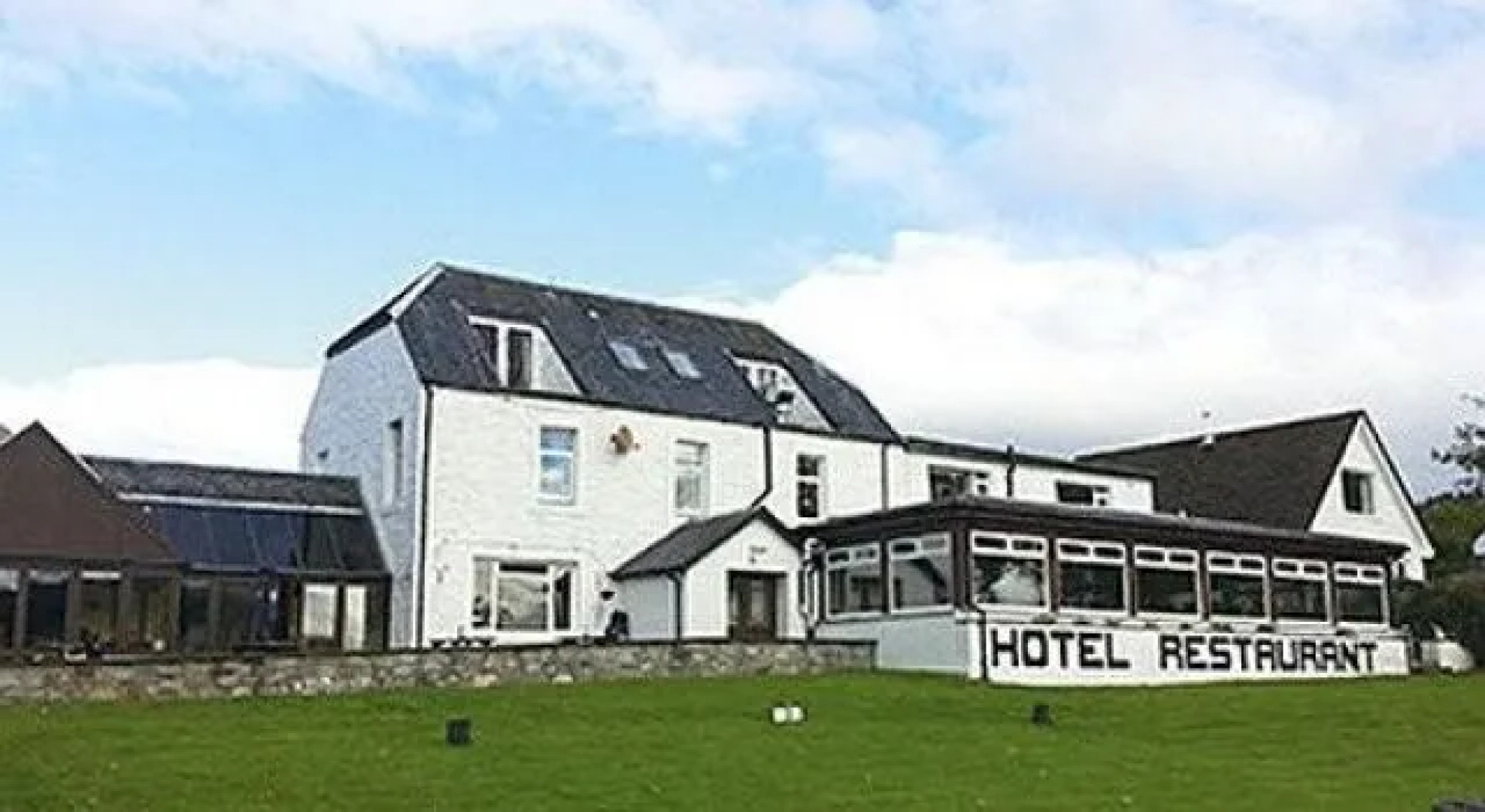 The Lochnell Arms Hotel