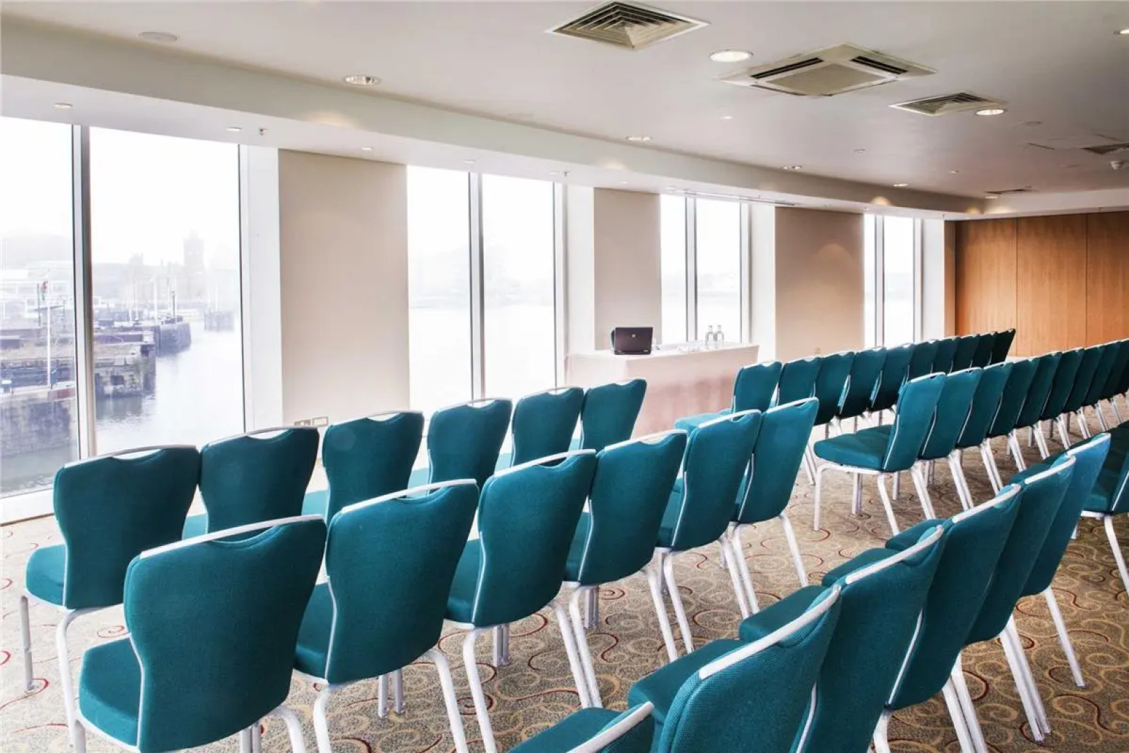 voco St David's Cardiff by IHG