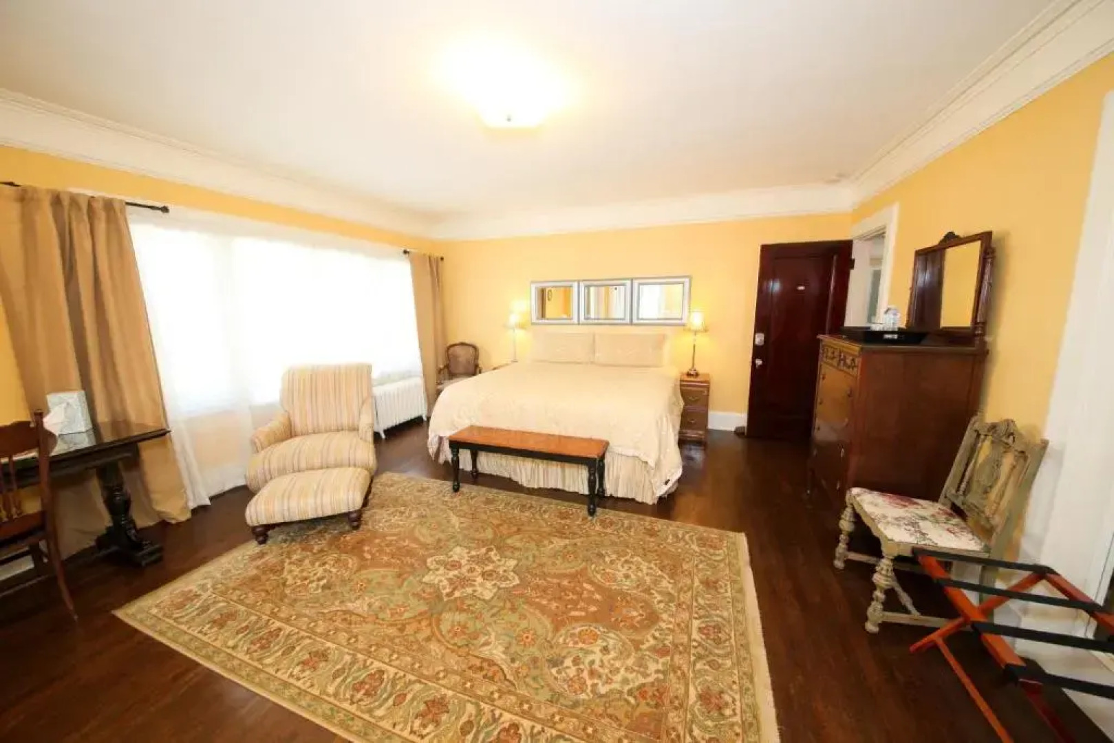 The Leonard at Logan House