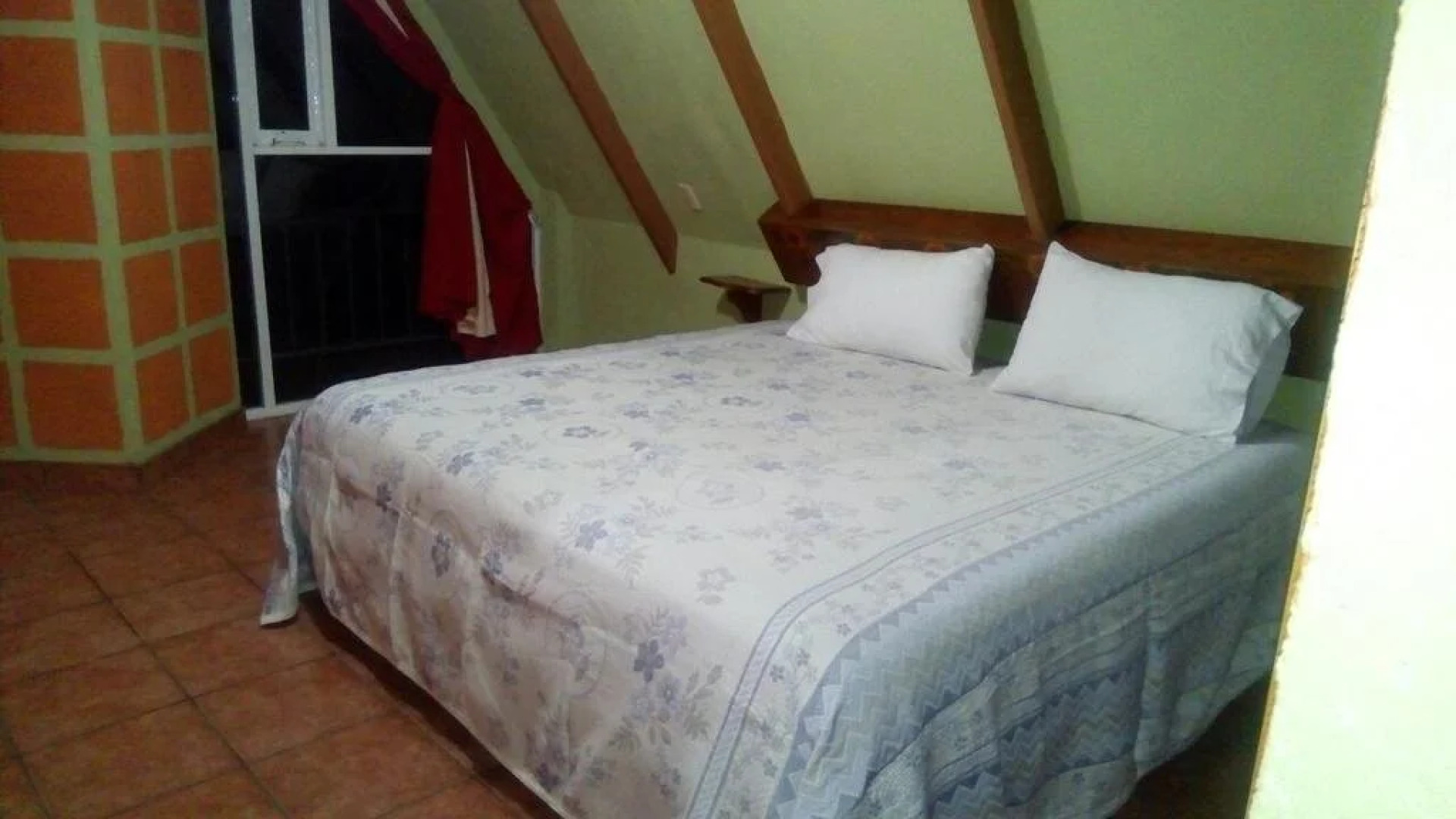 Cabañas y Habitaciones El Malecón