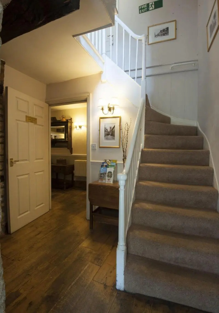 Corinium Hotel & Restaurant