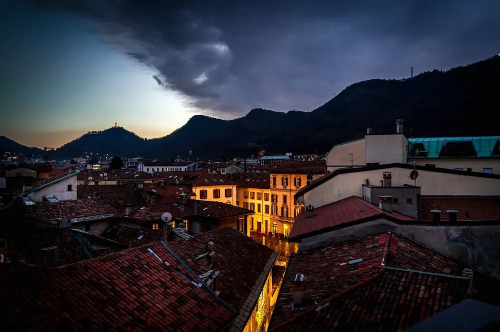 Como Unique View