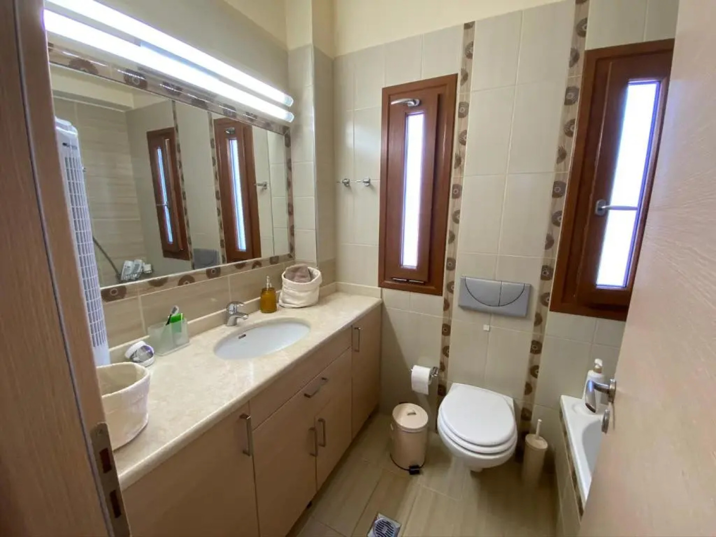 Sunny Villa by the beach Gournes