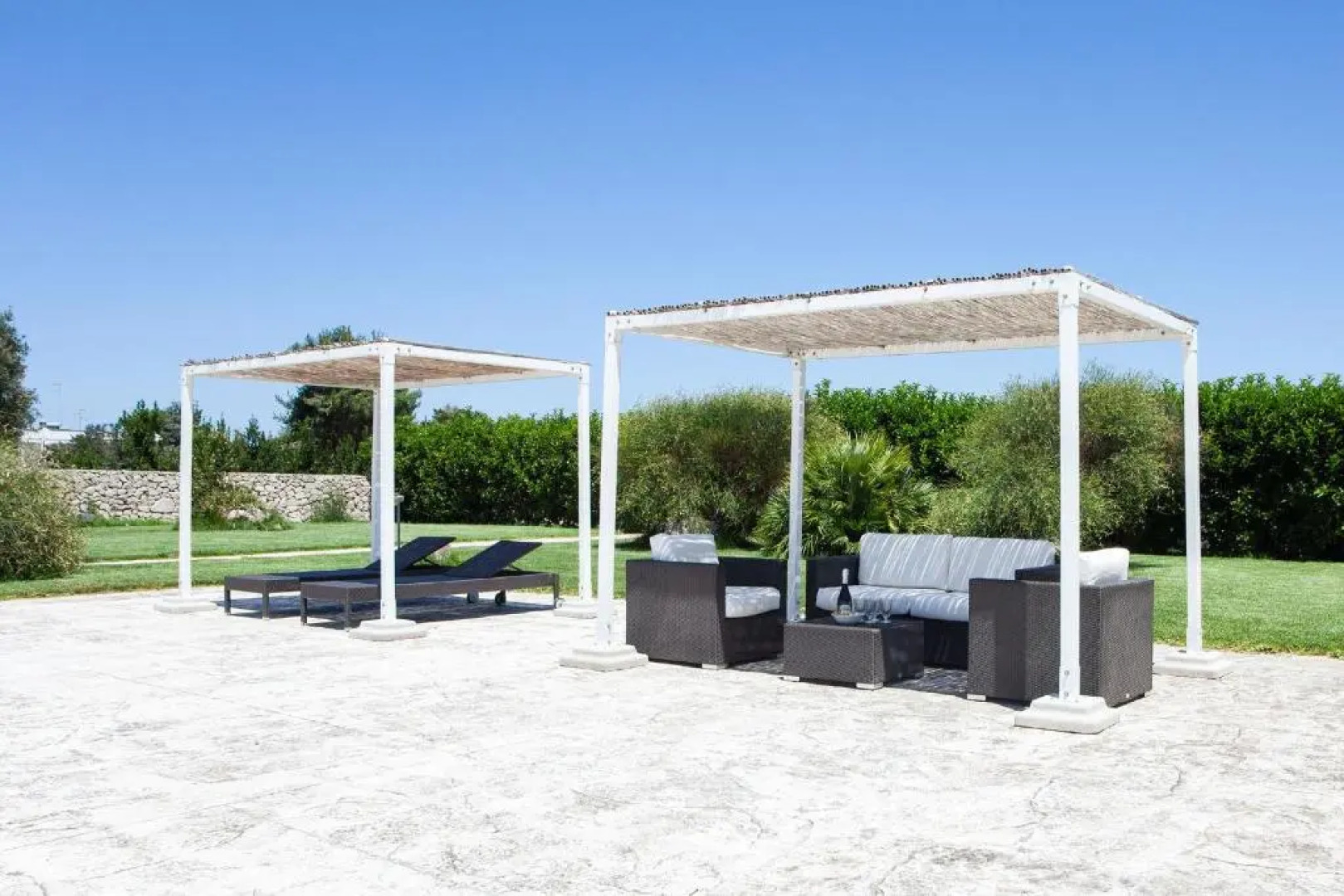 Masseria 8 camere e 10 bagni, piscina mare m880