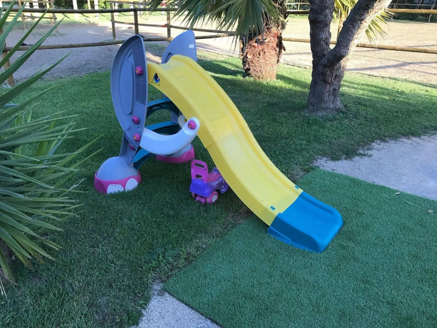 Hotel le president GARE TGV NIMES PONT DU GARD