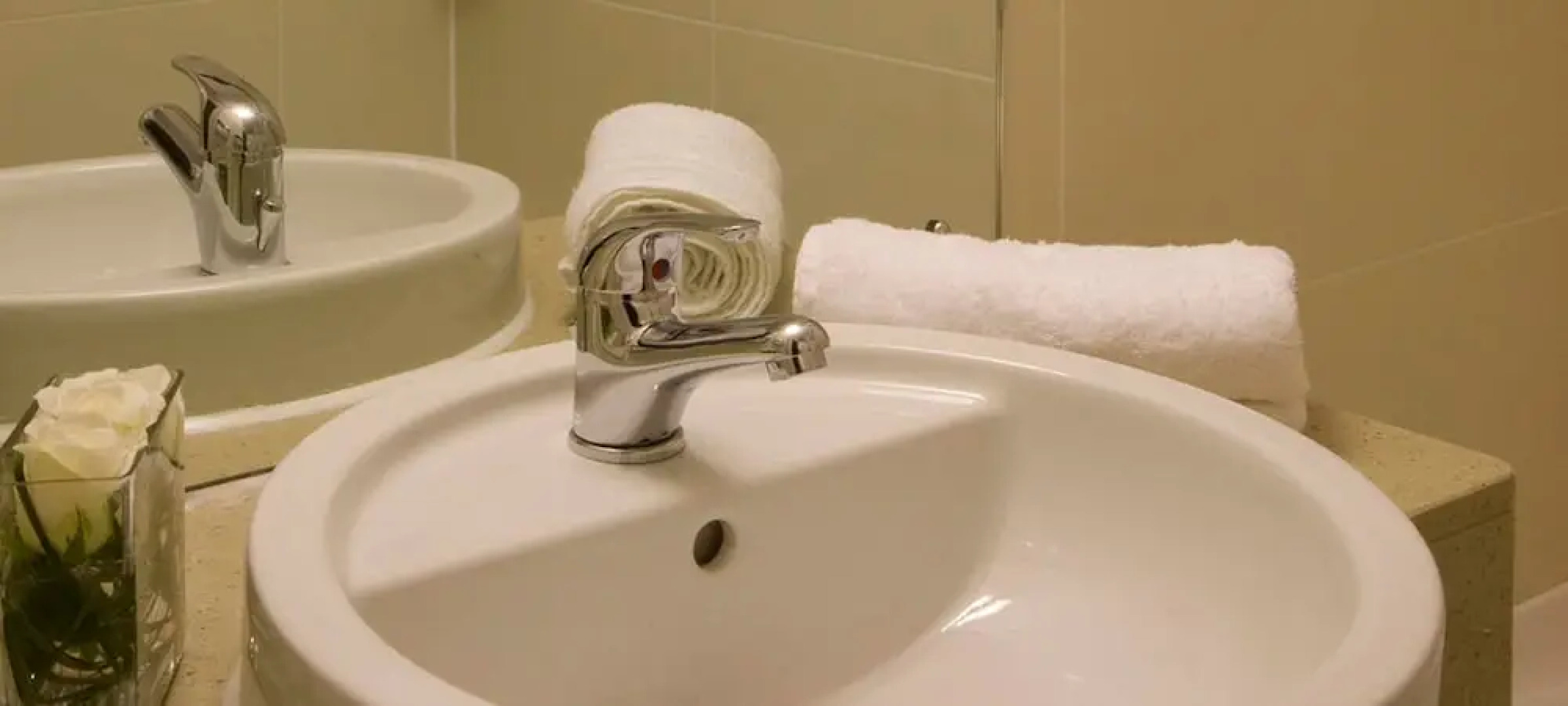 New Hotel & Apartment