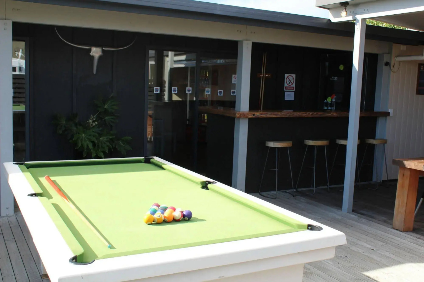 Riverlands Roadhouse Motel