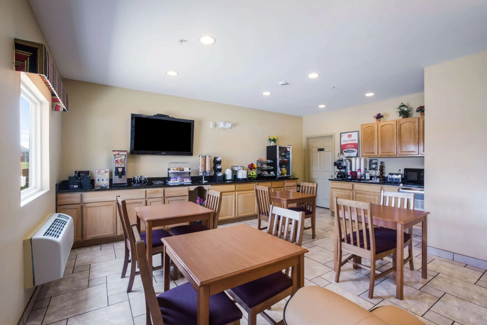 Econo Lodge Inn & Suites Rockmart