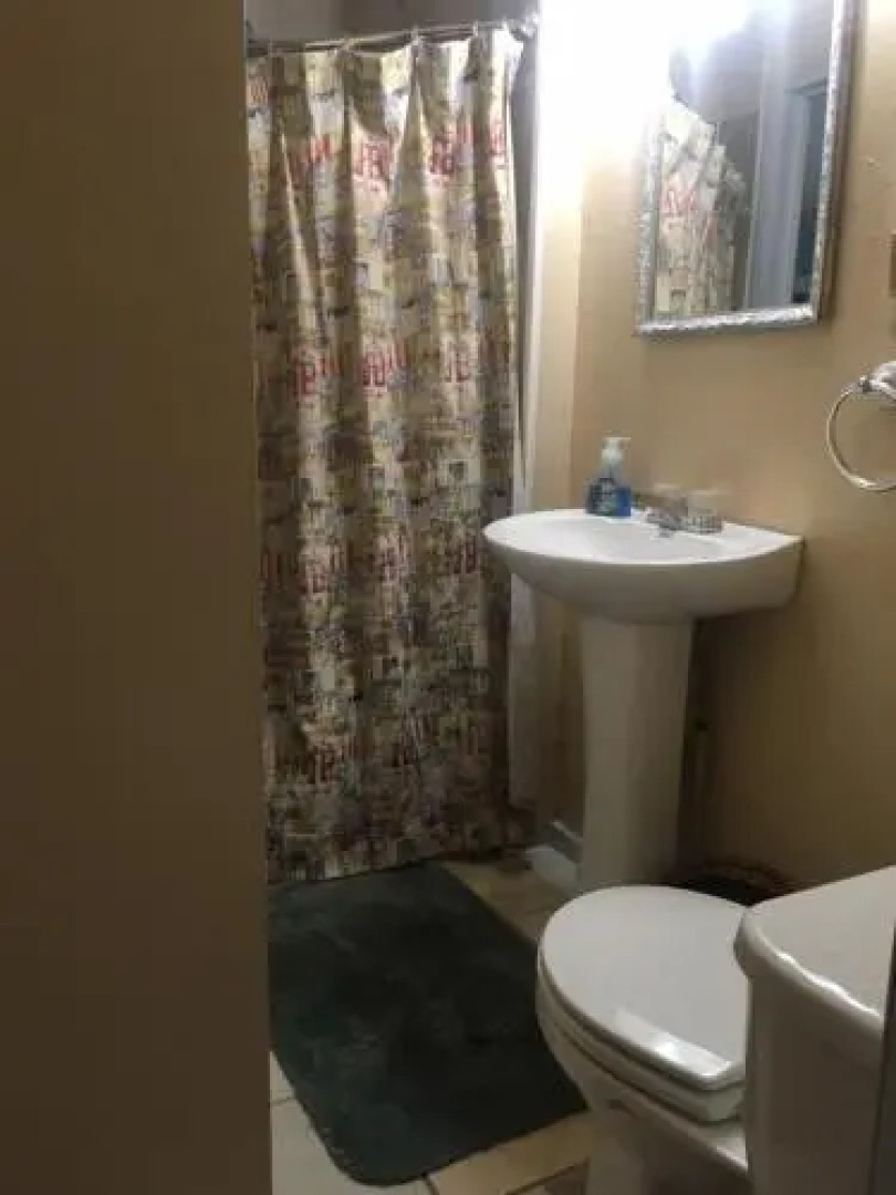 Glass Magnolia Bed And Breakfast