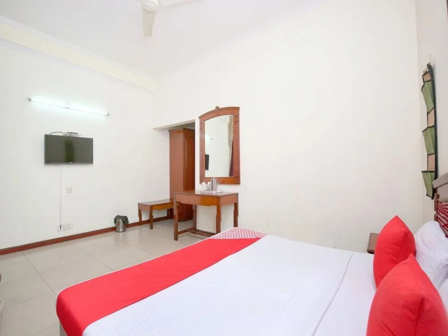 OYO 14324 Hotel towns pride