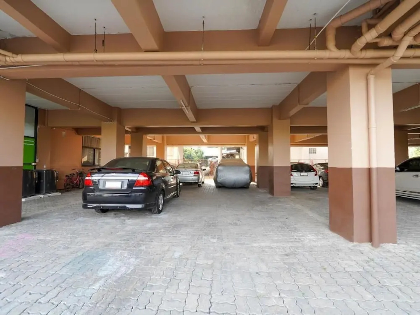 RoomQuest SPS Hotel and Residence