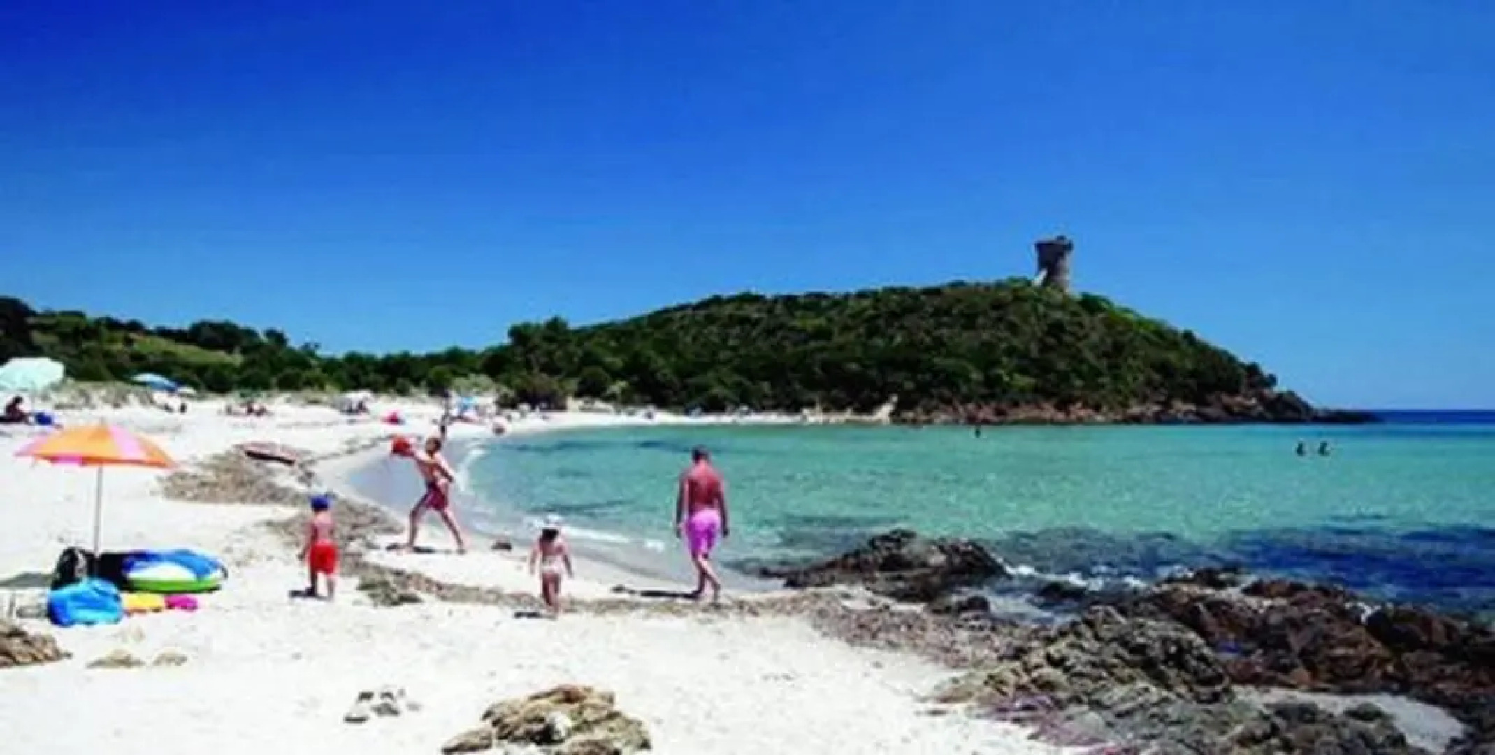 VILLA 2 à 6 pers - 2 chambres - piscine tennis (résidence), plage 300 m