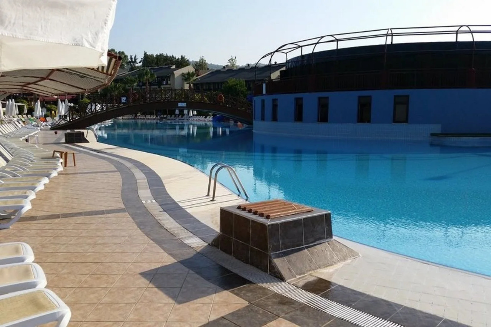 Oz Hotels İncekum Beach Resort