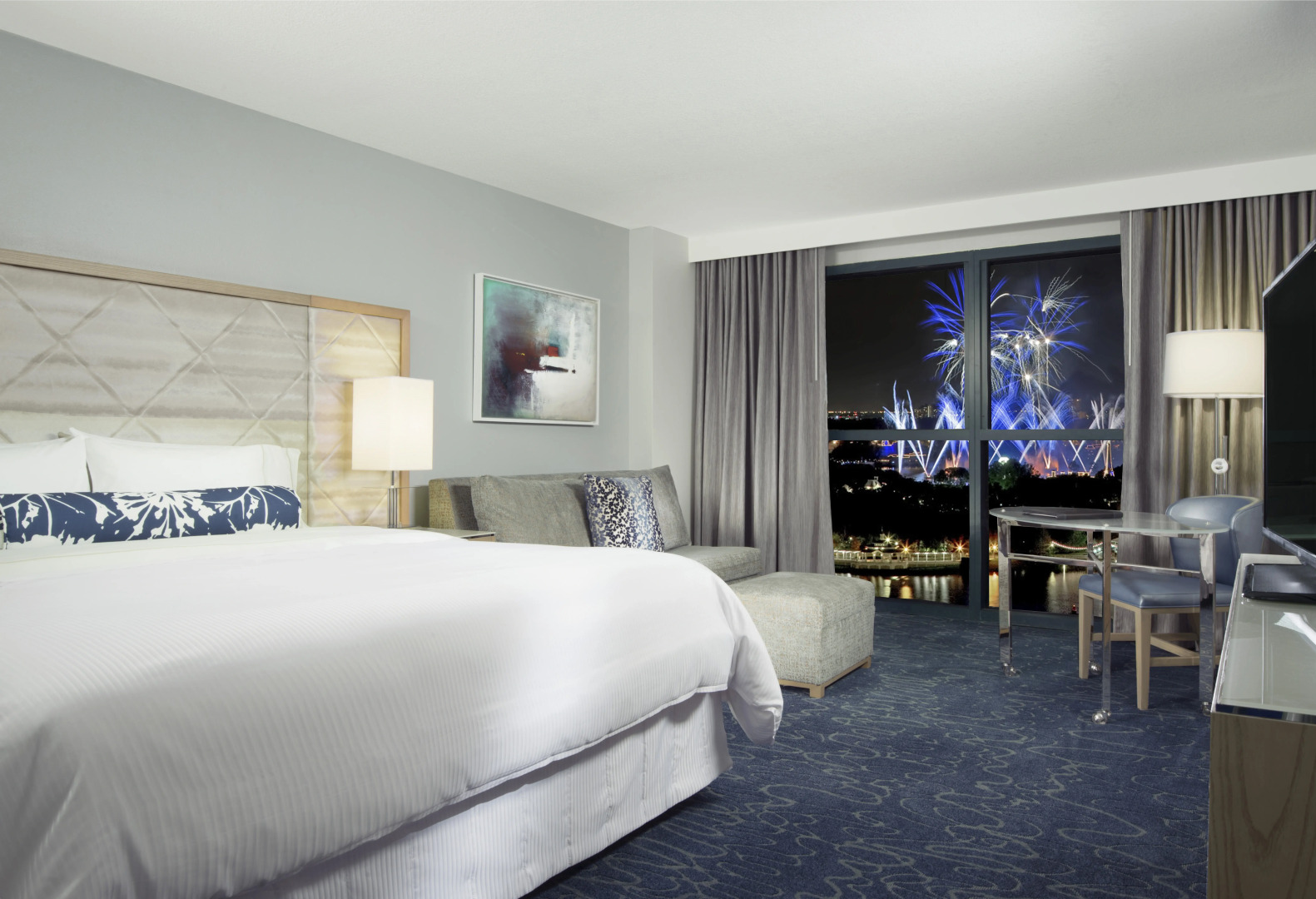 Walt Disney World Swan