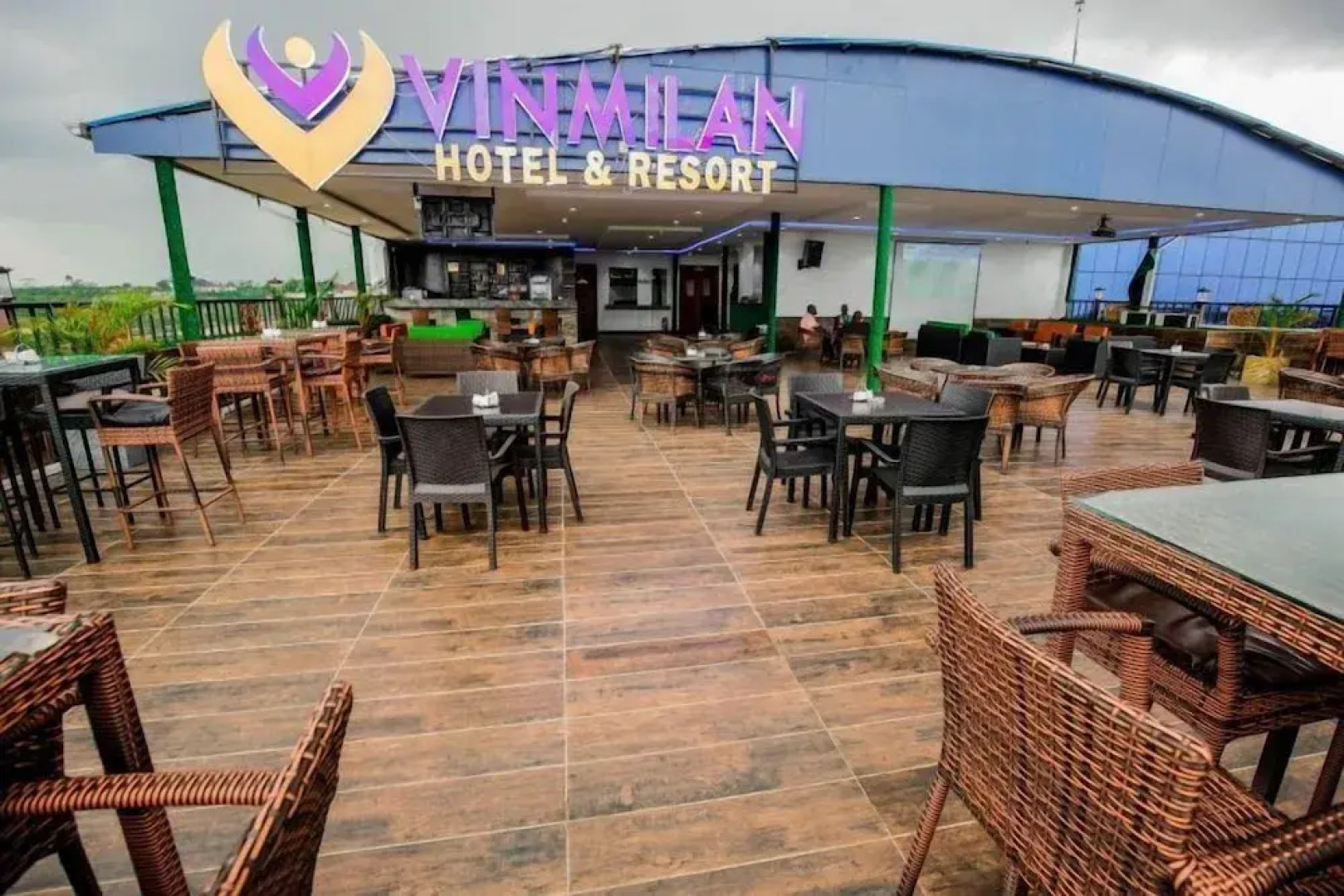 VINMILAN Hotel & Resort