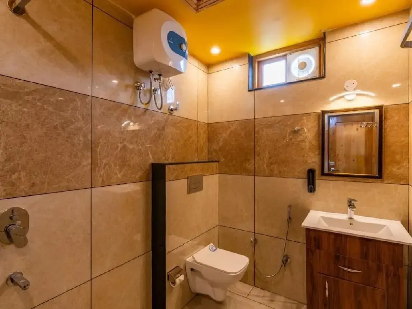 The Hosteller Chakrata