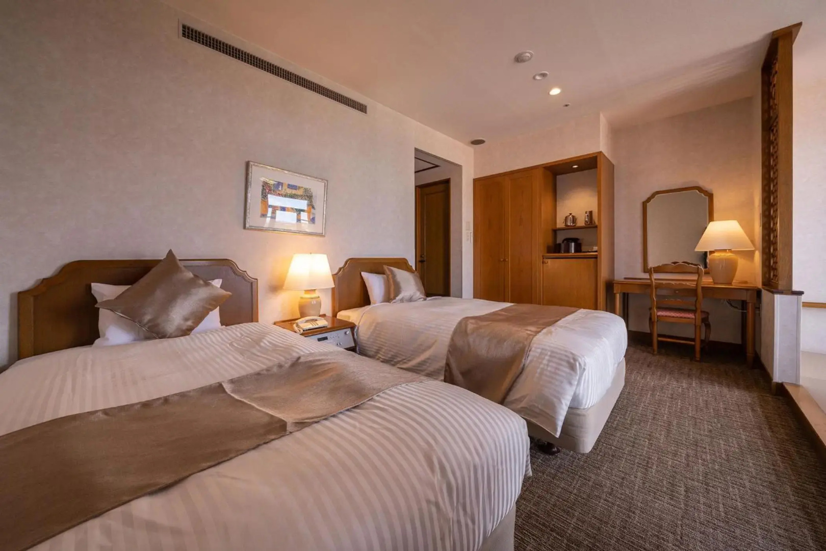 Ooedo Onsen Monogatari Premium Saikaibashi