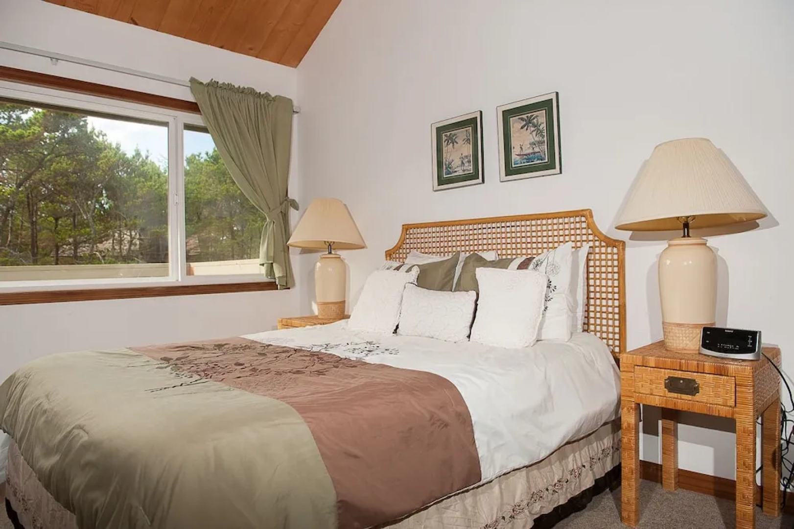 Neskowin Nest 4 Br home by RedAwning