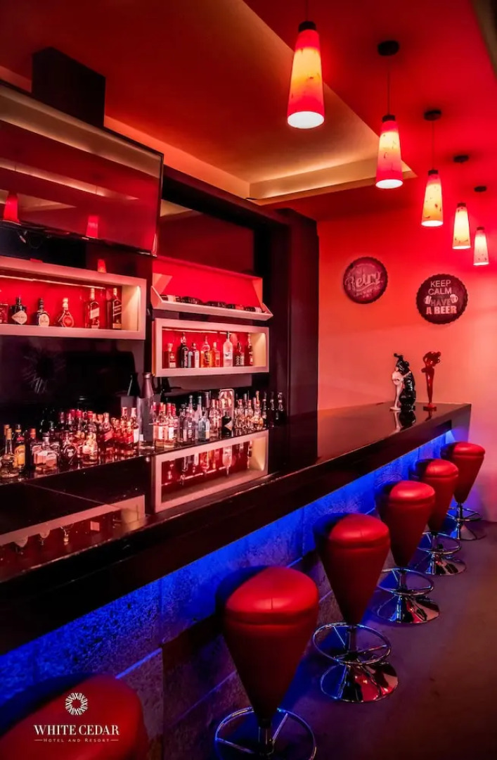 white cedar hotel