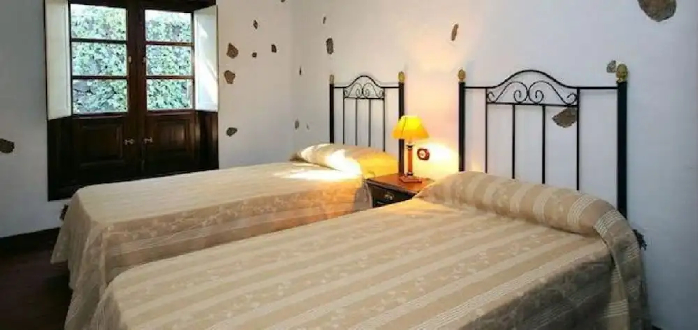 Villa - 2 Bedrooms with Pool and WiFi - 106084