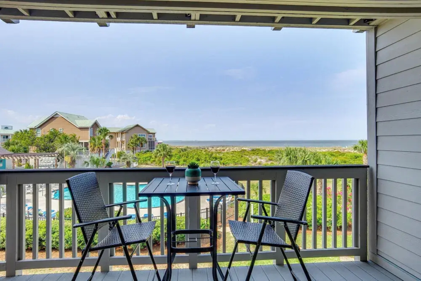 St Helena Island Condo - 1/2 Mi to Beach