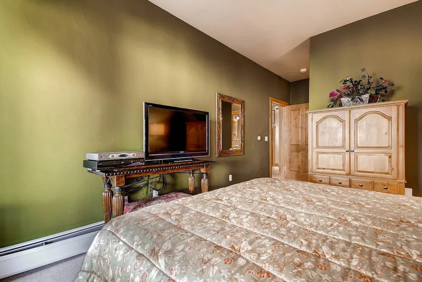 Villa Montane by East West Hospitality