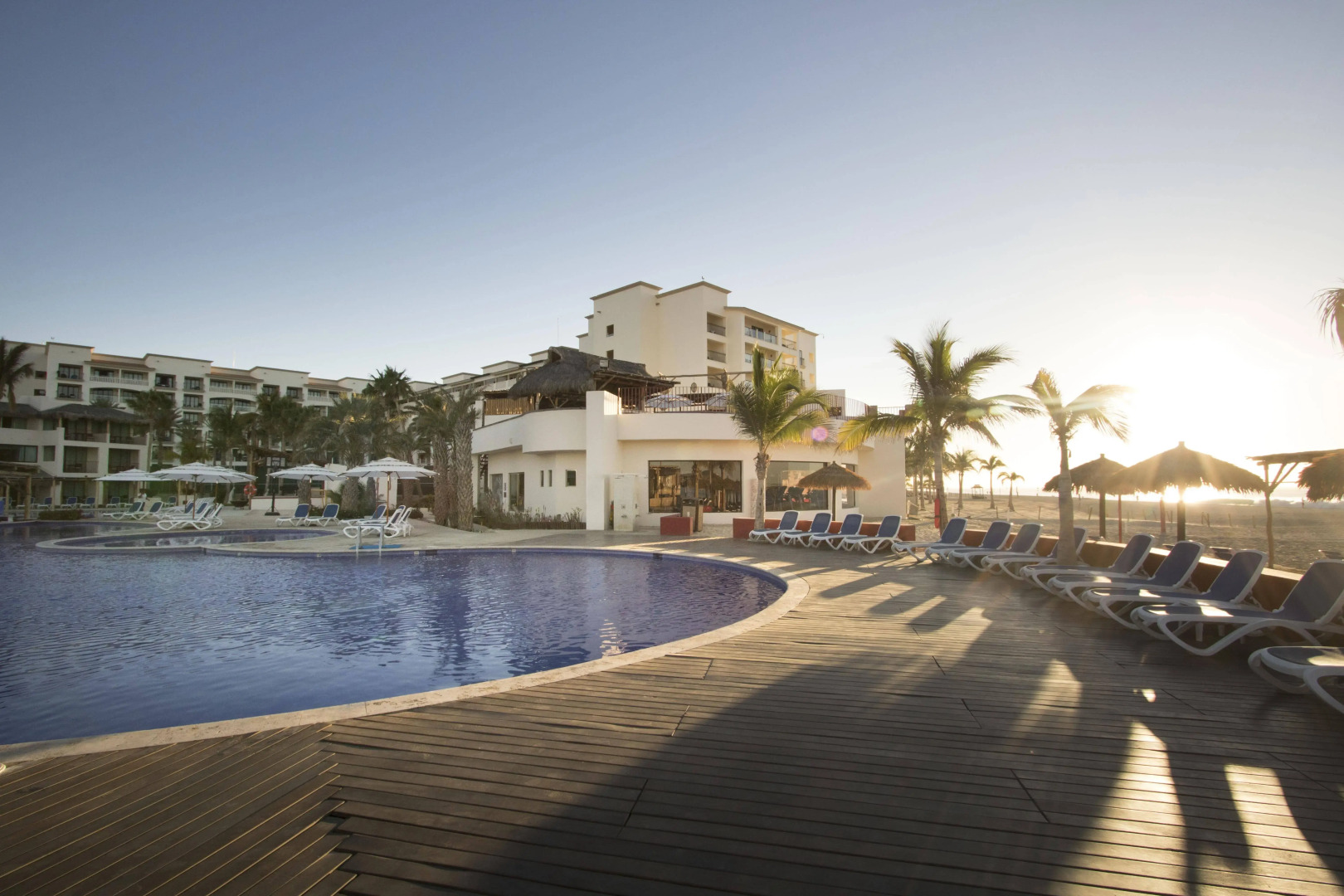 Grand Decameron Los Cabos, A Trademark All Inclusive Resort