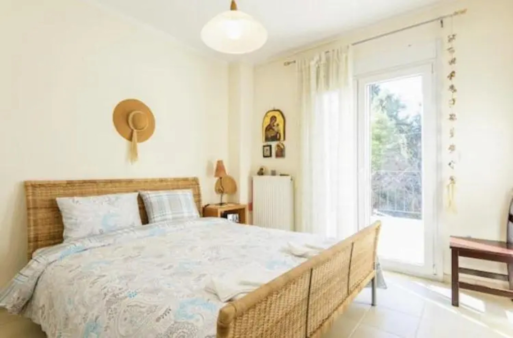 A Cozy house by the Sea