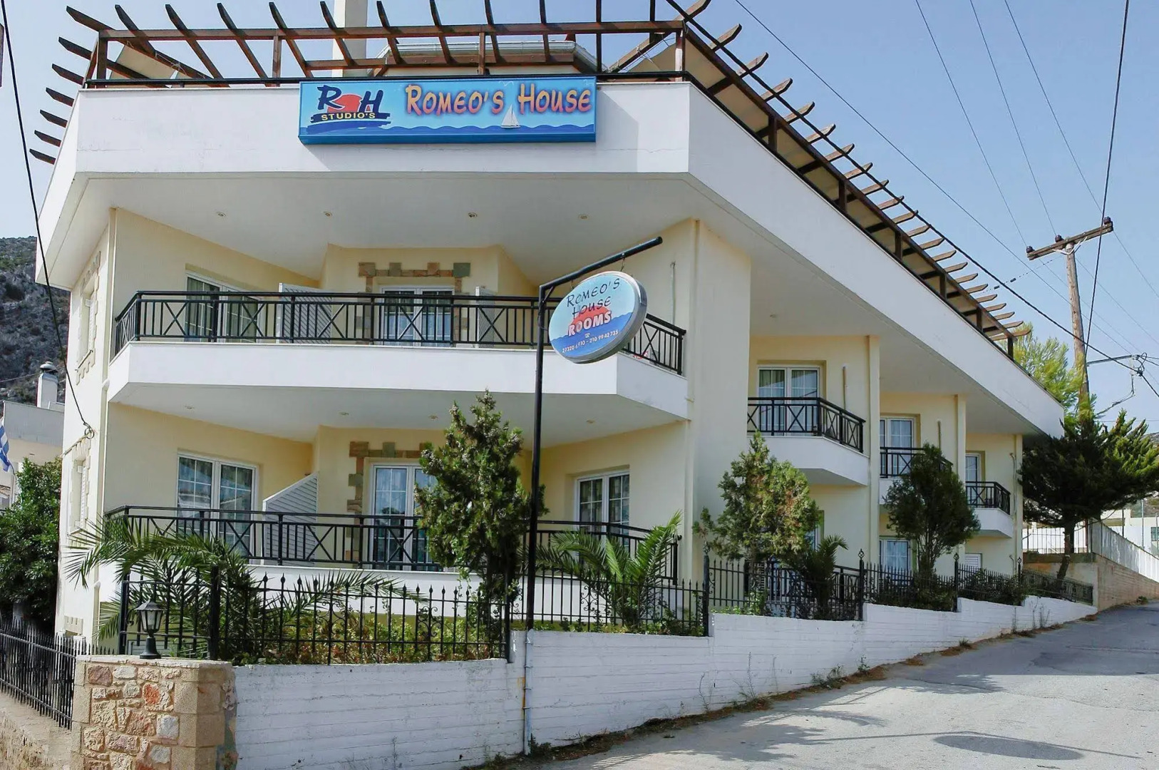 Malvasia Corner Studios