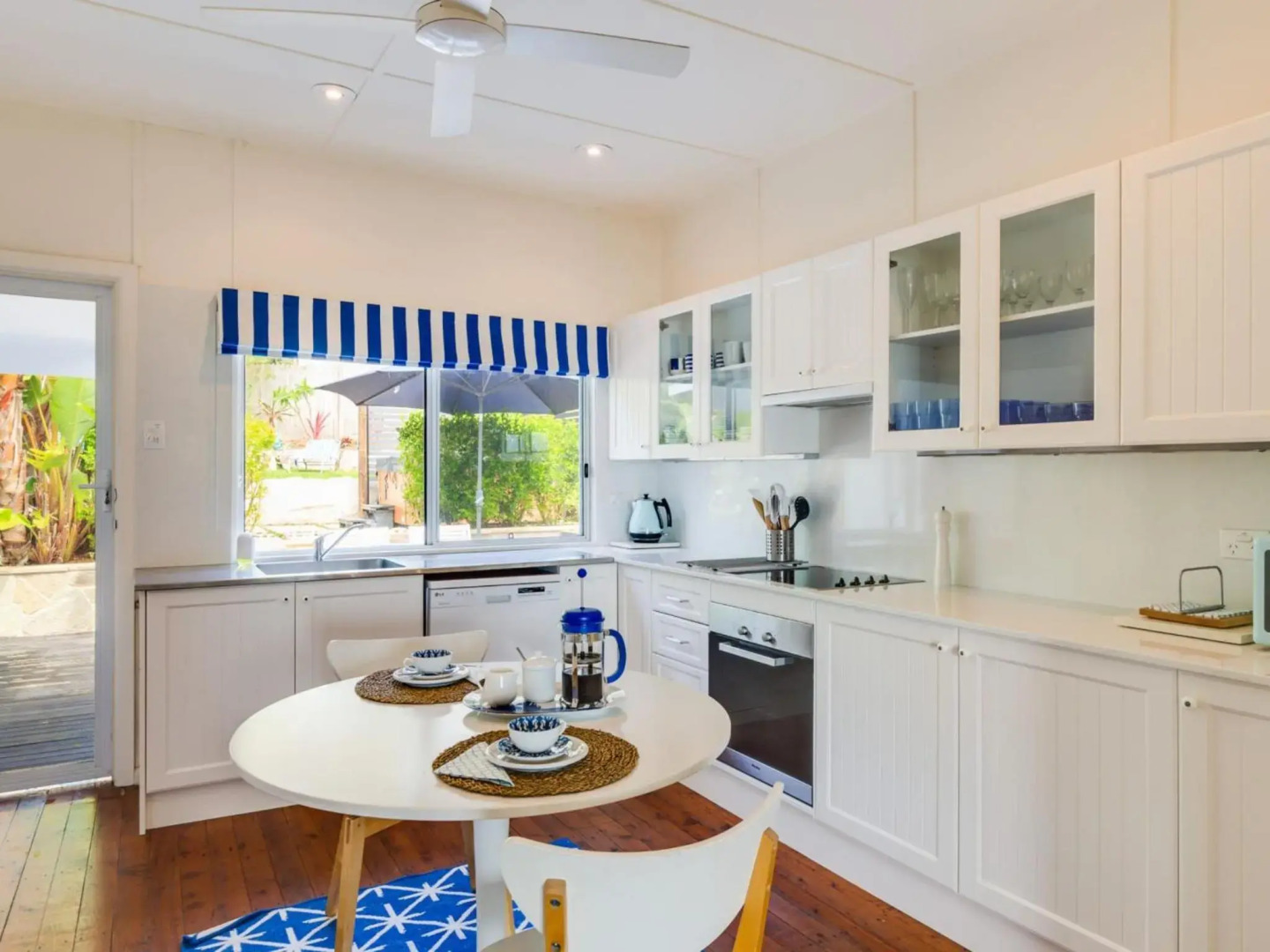 Nautilus at Hyams 4pm Check Out Sundays