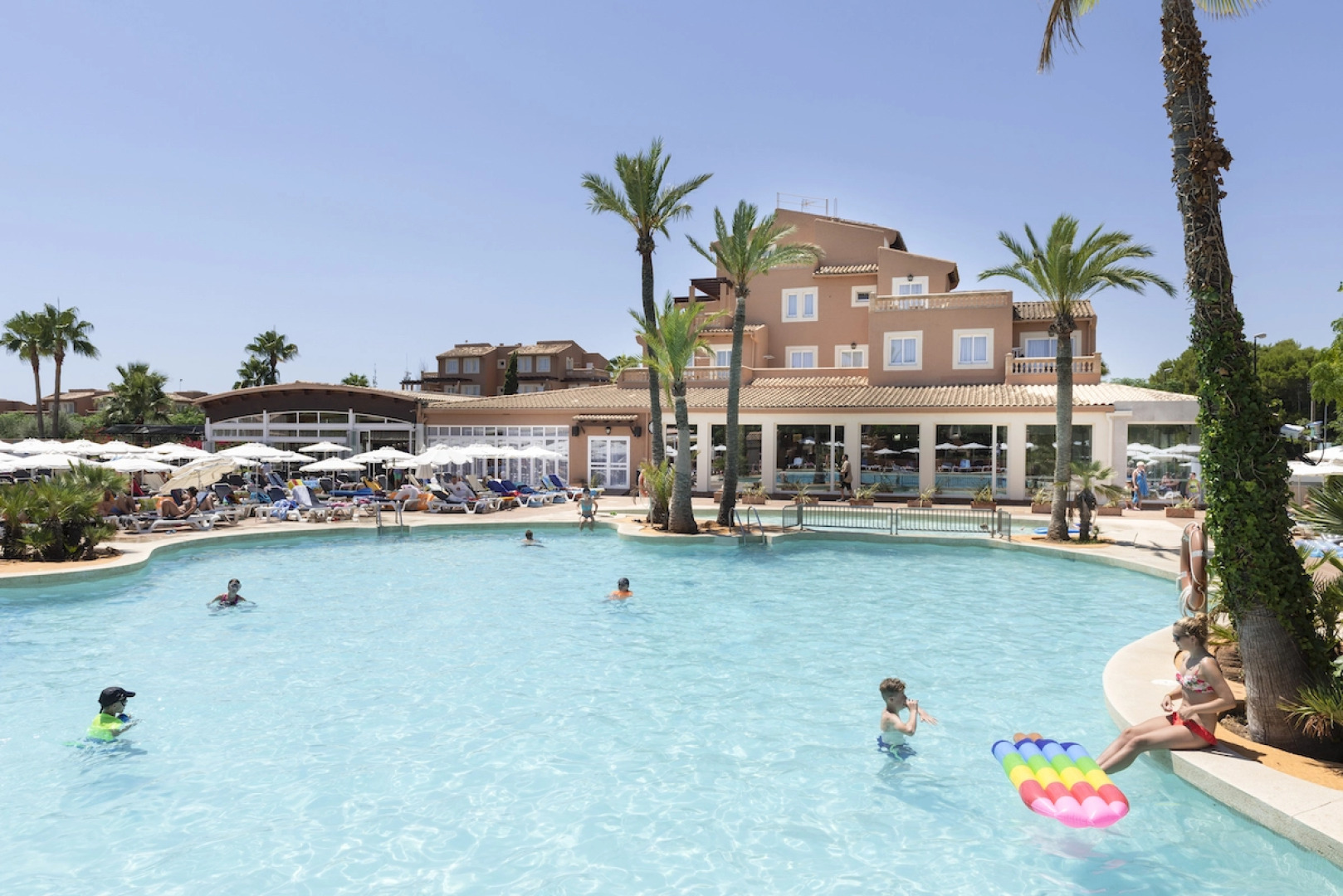 Aparthotel Ciudad Laurel